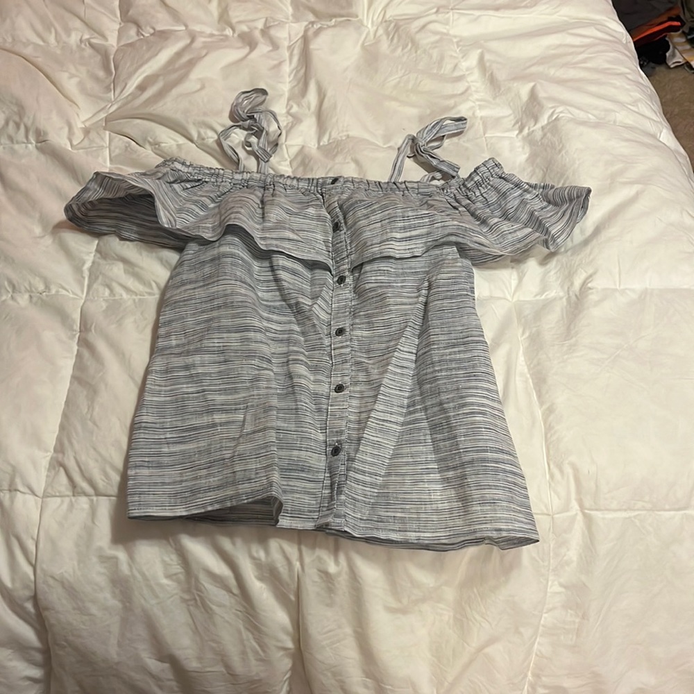 Lucky brand Off the shoulder top